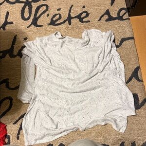 American Eagle Outfitters Speckled Gray Long Sleeve Tee